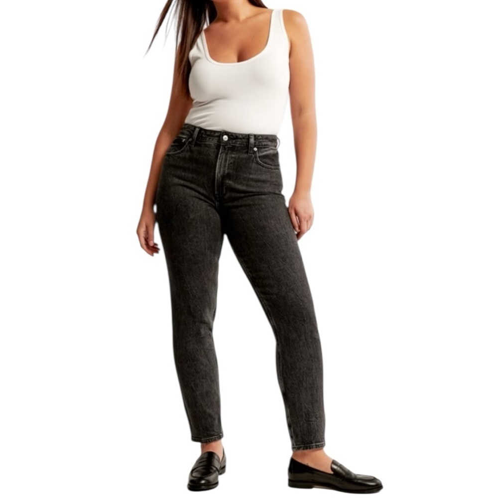 Abercrombie and Fitch The Mom Highrise Black Jean 32/14